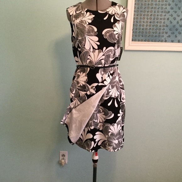 EnFocus Studio - Floral Print Dress - Picture 8 of 8